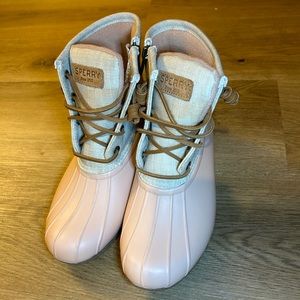 Women’s Sperry Saltwater Duck boots 6.5